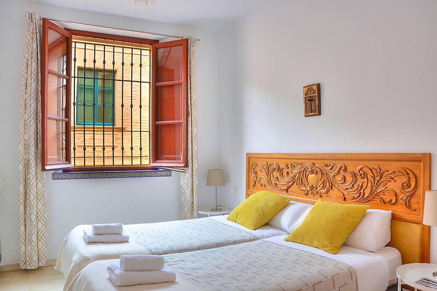 Apartamento Torre De La Plata Sevilla Exterior foto
