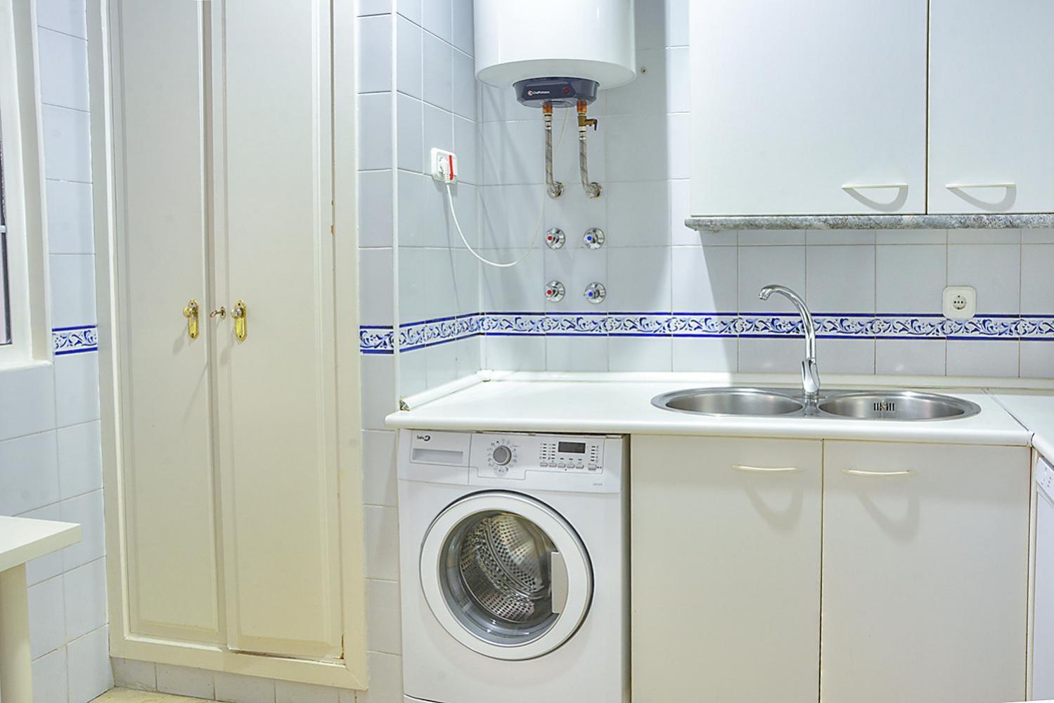 Apartamento Torre De La Plata Sevilla Exterior foto